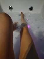 Zdjęcie z posta AnnaPerv: Nocą można wiele.... Zobacz co potrafię nocą i w dzień..... #annaperv #milf #amatorka #naturalna (2/3)