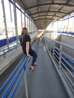 Zdjęcie z posta AnnaPerv: Spacerek w słońcu z Anna Perv..... te i inne rzeczy możesz u mnie zobaczyć.... sprawdż ile fotek i filmów czeka na abonentów..... (2/4)