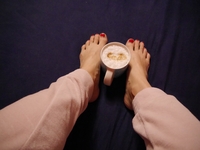 Zdjęcie z posta AnnaPerv: Dzień dobry zapraszam na poranną kawę z Anna Perv .... oraz na profil.... zawsze się dużo dzieje... #coffee #bdsmplay #longlegs #leggings… (2/3)