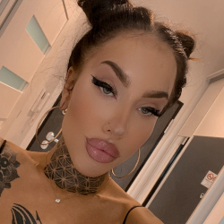 Zdjęcie profilowe kushgurl na WatchMeMore