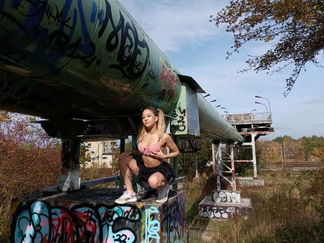 Okładka galerii: PLENEREK MIEJSCA PUBLICZNE I SPUŚCIKI NA CIAŁKO 😈🎀