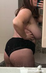 Miniaturka 2 — OrgasmMILF
