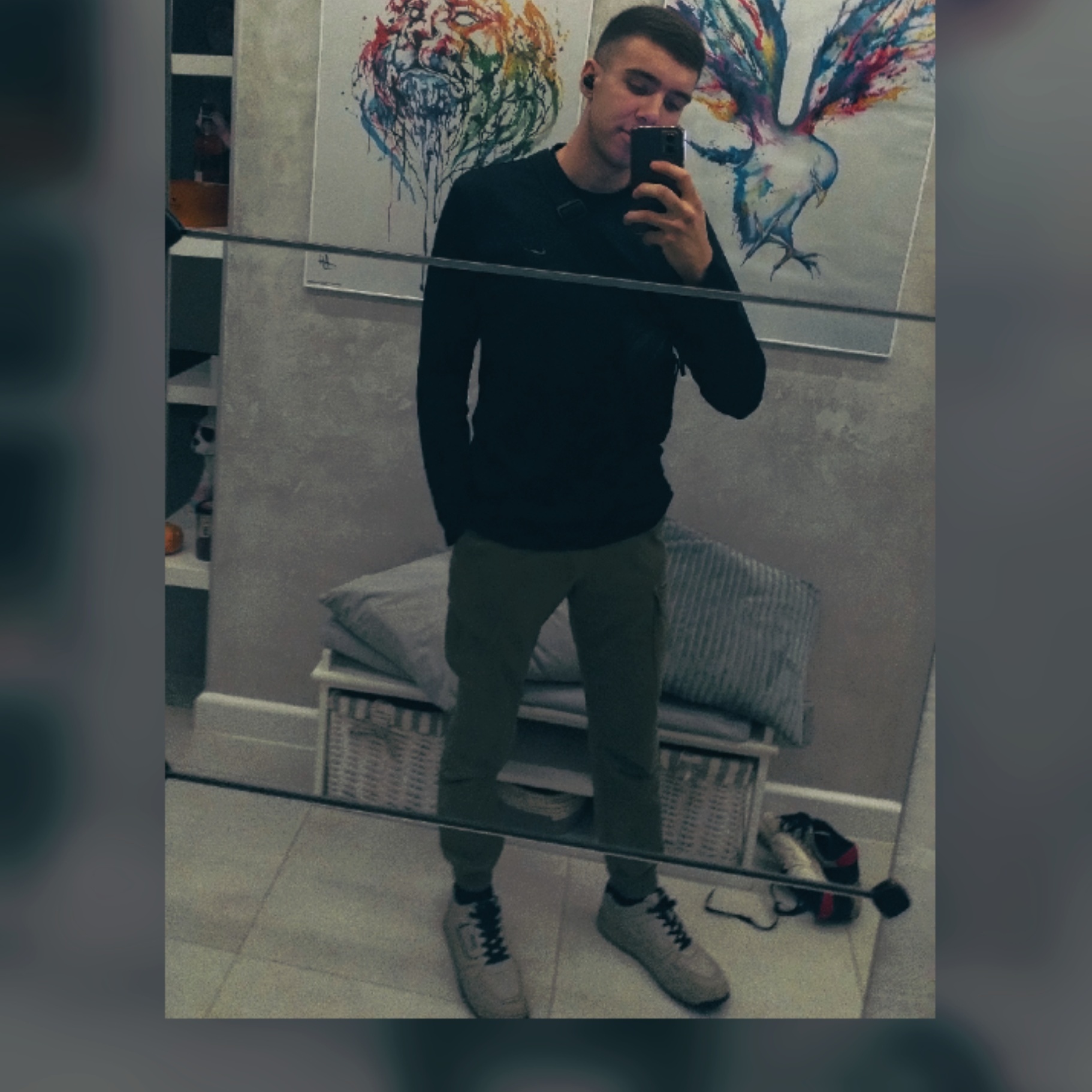 Zdjęcie w tle profilu aem0nd na WatchMeMore