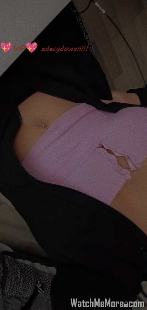 Zdjęcie z posta bbygirleva: #bbw #bigboobs #littlegirl #bellypiercing #curvy #thick #round #browneyes (1/3)