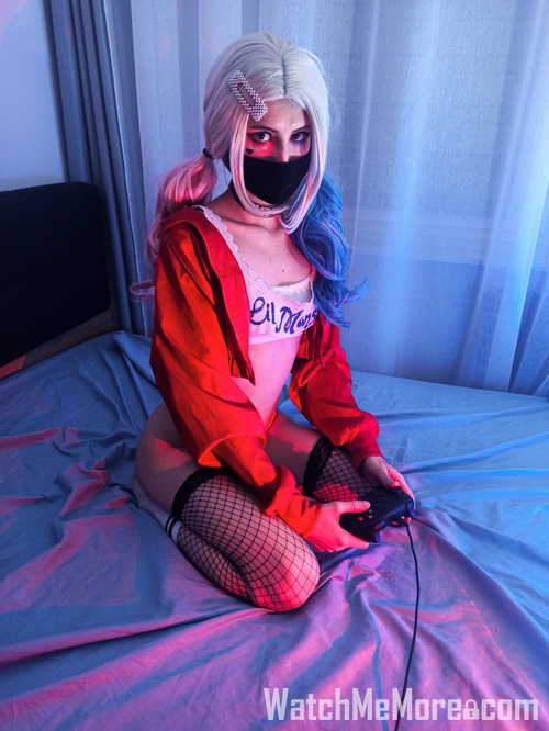 Zdjęcie z posta SaraTh3Bunny: Hej wszystkim jestem Sara, bardzo bym chciała rozpocząć swoją przygodę z cosplayem ;3 tworzę też pikantny kontent dla was słodziaki… (7/15)