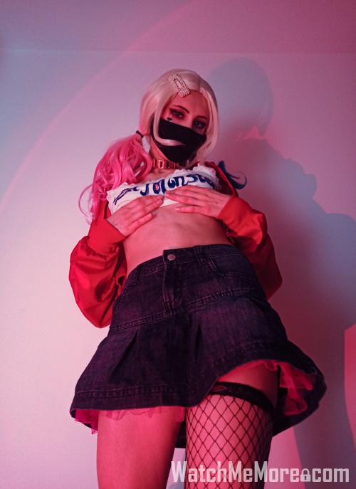 Zdjęcie z posta SaraTh3Bunny: Hej wszystkim jestem Sara, bardzo bym chciała rozpocząć swoją przygodę z cosplayem ;3 tworzę też pikantny kontent dla was słodziaki… (4/15)