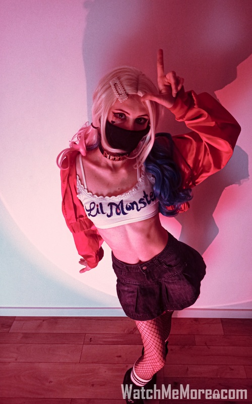 Zdjęcie z posta SaraTh3Bunny: Hej wszystkim jestem Sara, bardzo bym chciała rozpocząć swoją przygodę z cosplayem ;3 tworzę też pikantny kontent dla was słodziaki… (5/15)