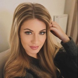 Nataly_gold_vegas