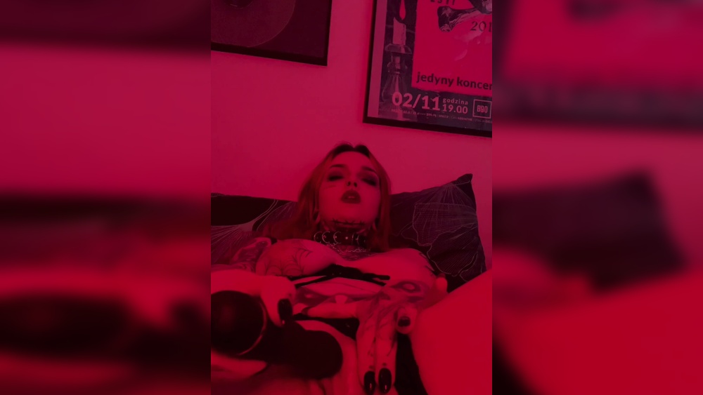 Okładka galerii: CZARNA BIELIZNA I TOTALNA DOMINACJA😈 (10 MIN)